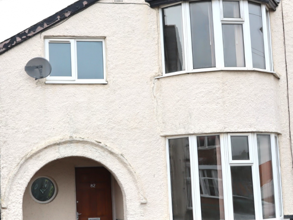 82 EDGEHILL RD, LE4 9ED