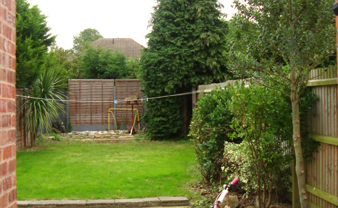 5 Lymington Road, Leicester LE5 1LT