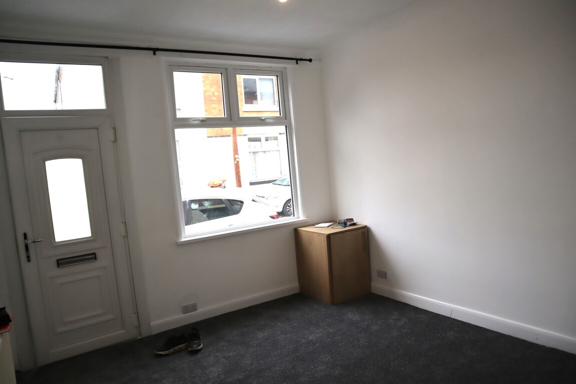 59, Bramall Road, Leicester LE5 0PF