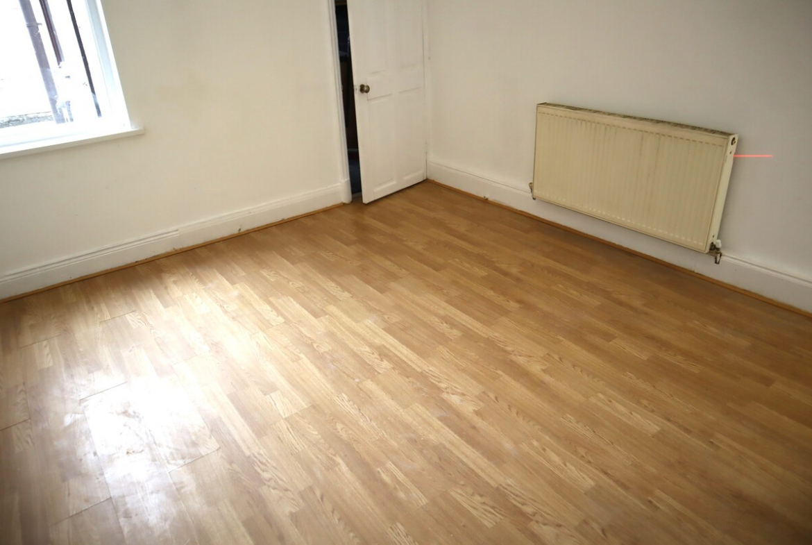 59, Bramall Road, Leicester LE5 0PF