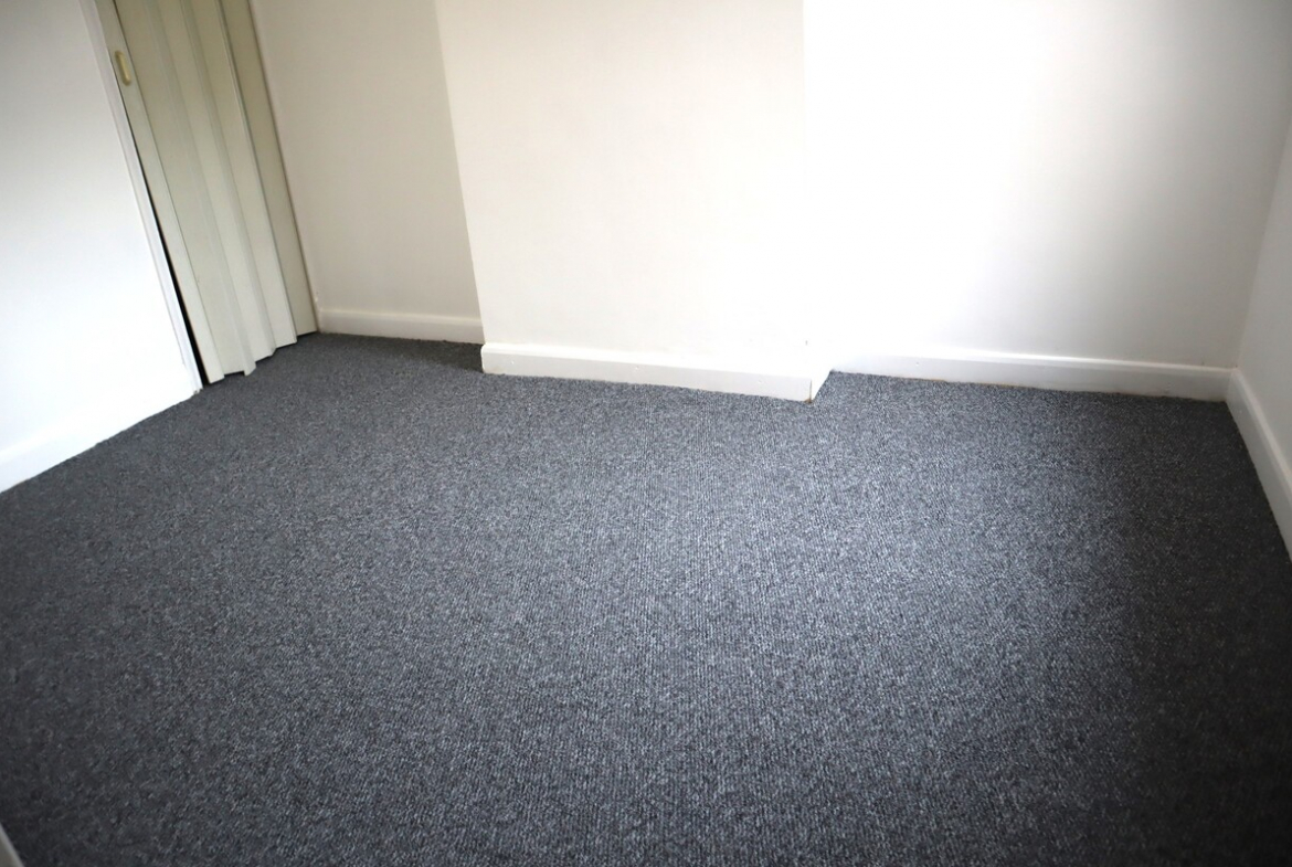 59, Bramall Road, Leicester LE5 0PF