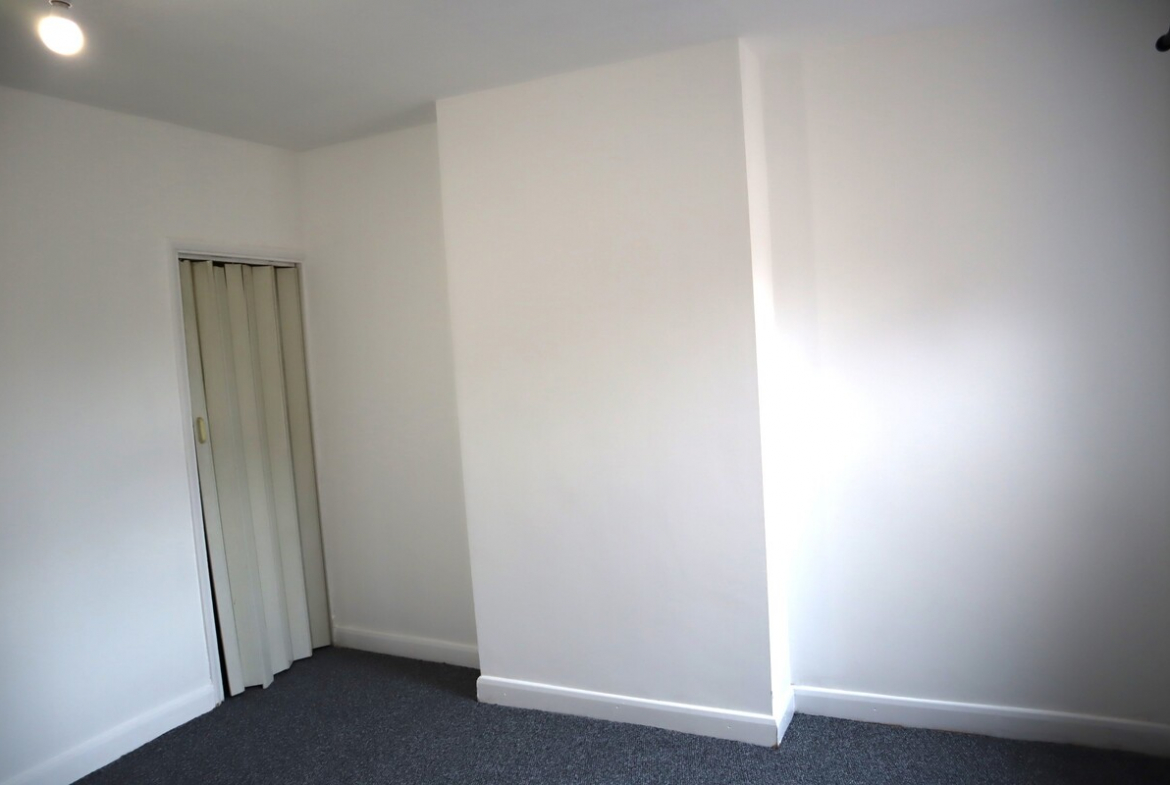 59, Bramall Road, Leicester LE5 0PF