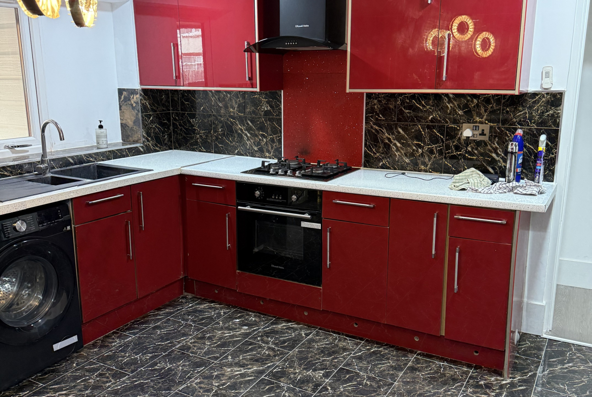 64 Gipsy Lane, Leicester, LE4 6RF