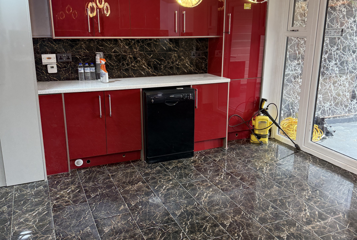 64 Gipsy Lane, Leicester, LE4 6RF