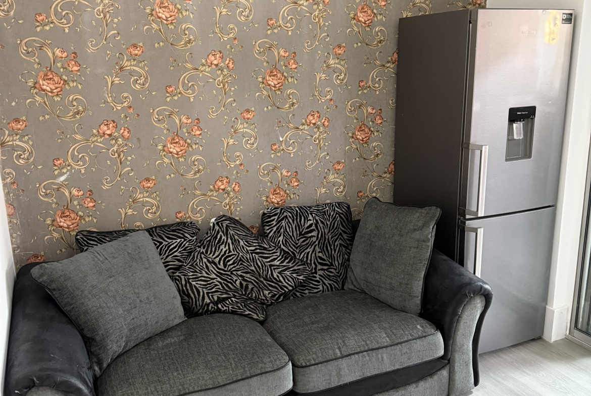 64 Gipsy Lane, Leicester, LE4 6RF