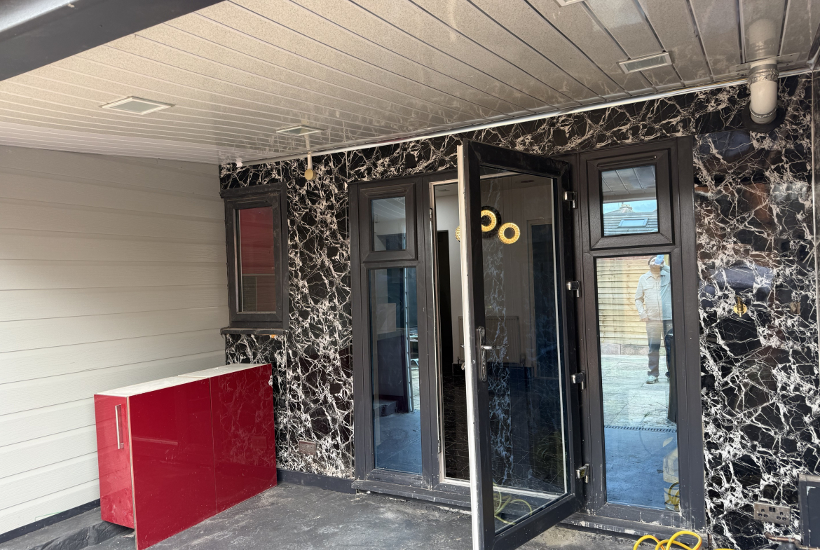 64 Gipsy Lane, Leicester, LE4 6RF