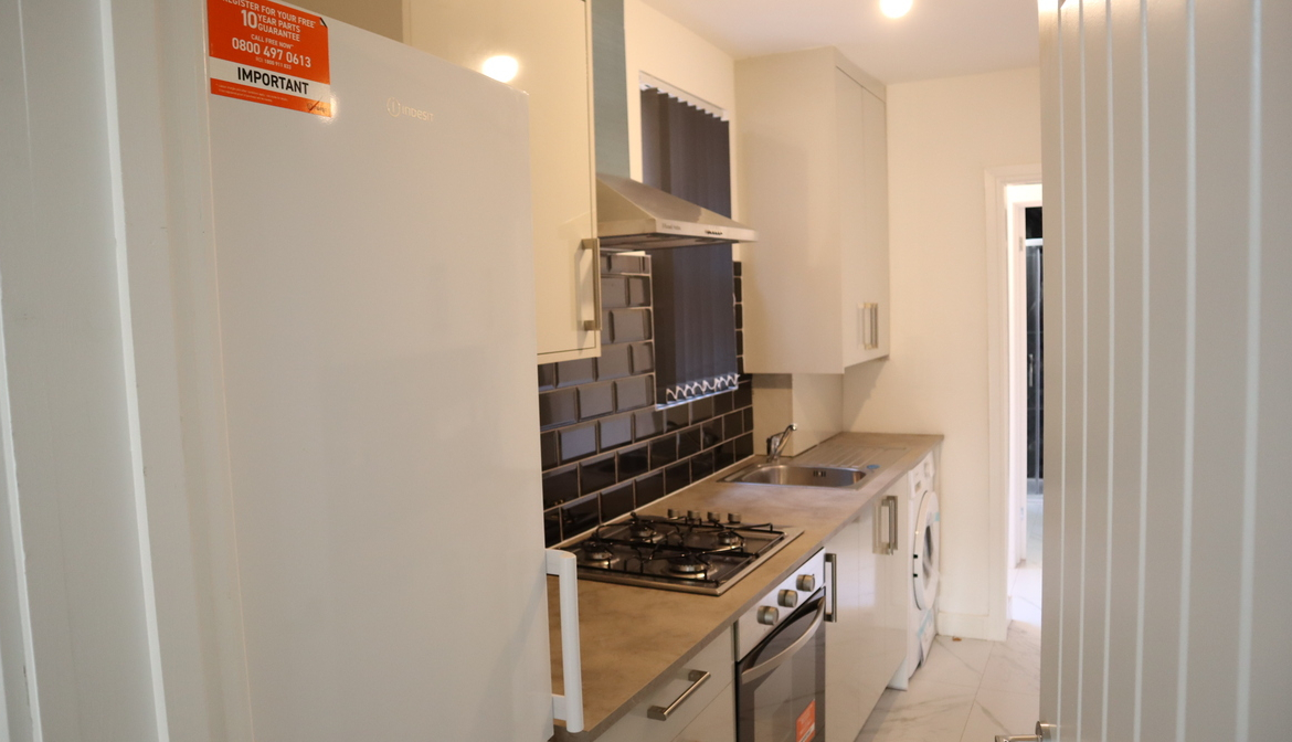 6 BARKER STREET, LEICESTER, LE5 3LF
