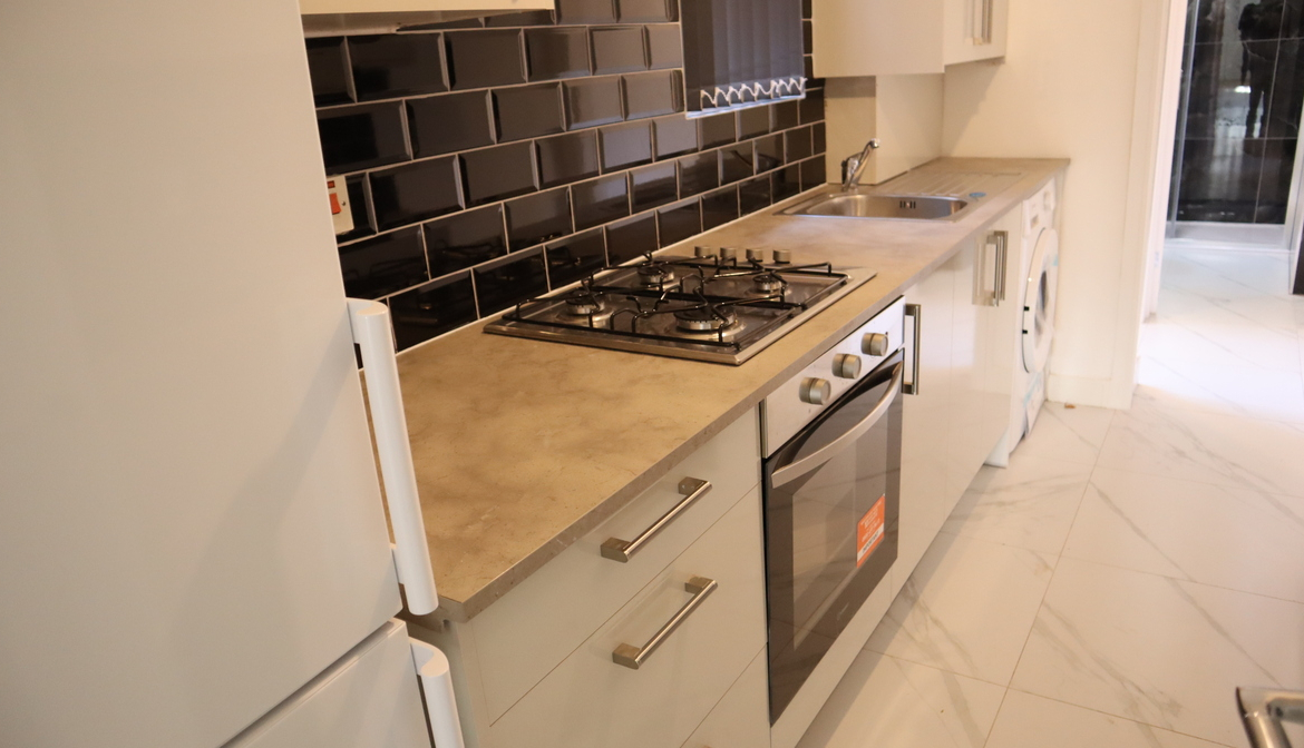 6 BARKER STREET, LEICESTER, LE5 3LF