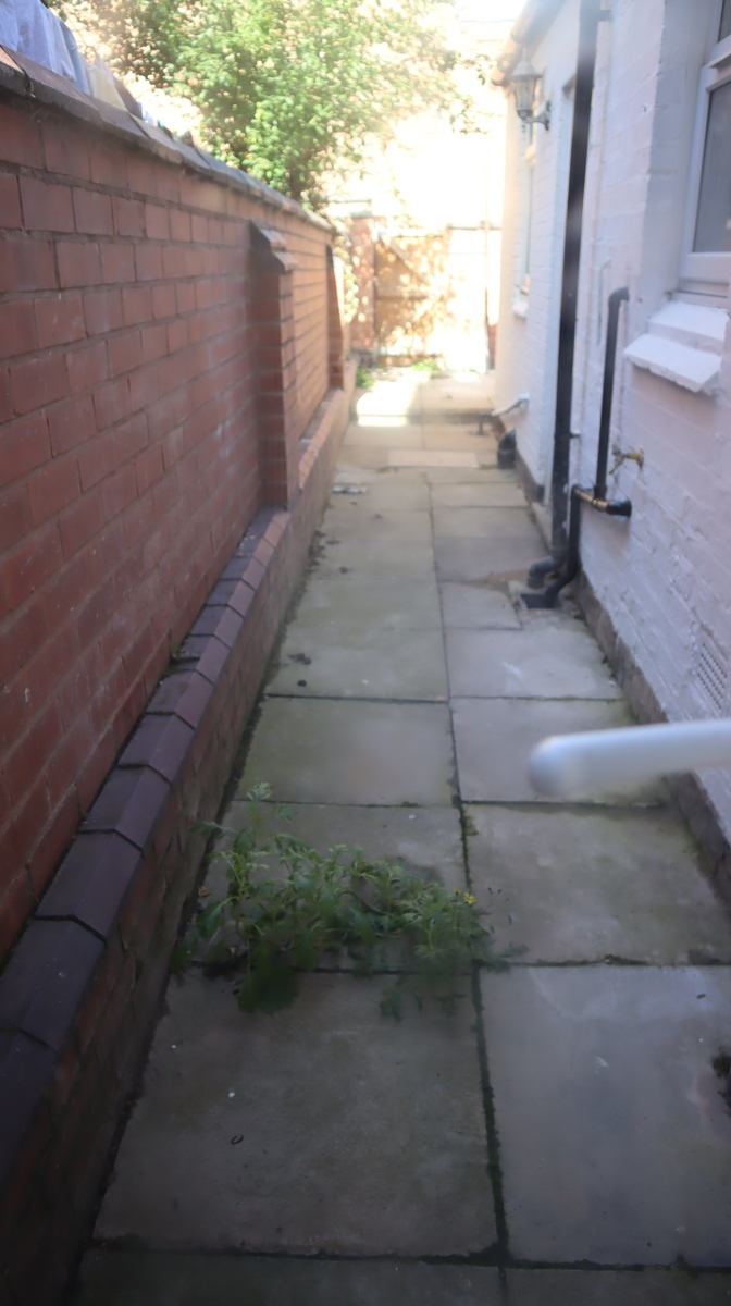 6 BARKER STREET, LEICESTER, LE5 3LF