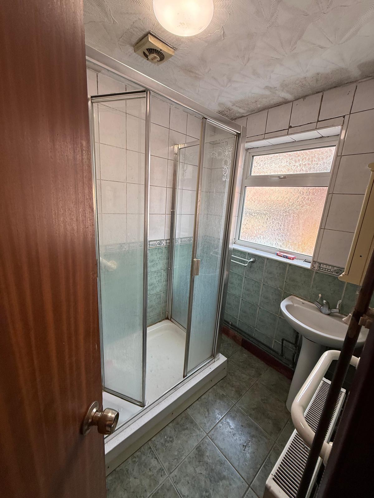 WhatsApp Image 2026-09-22 at 13.39.02 (8) 15 Bruin Street, Leicester, LE4 5AZ
