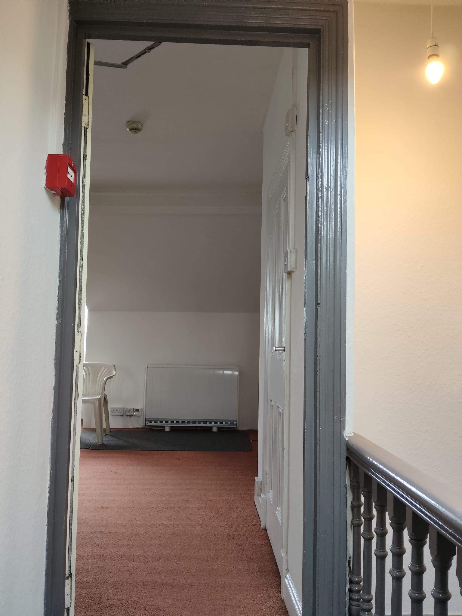 WhatsApp Image 2026-09-22 at 13.55.11 (1) 181 UPPINGHAM ROAD, LE5 4BP