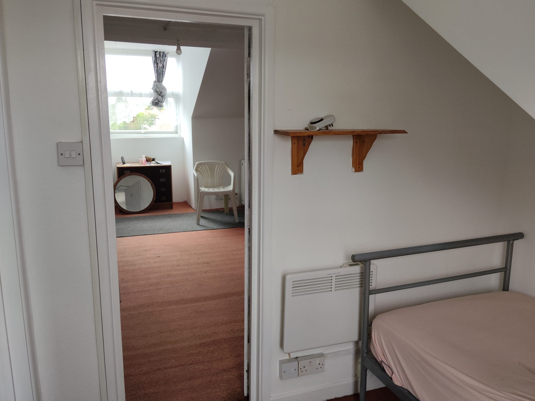 WhatsApp Image 2026-09-22 at 13.55.12 (6) 181 UPPINGHAM ROAD, LE5 4BP