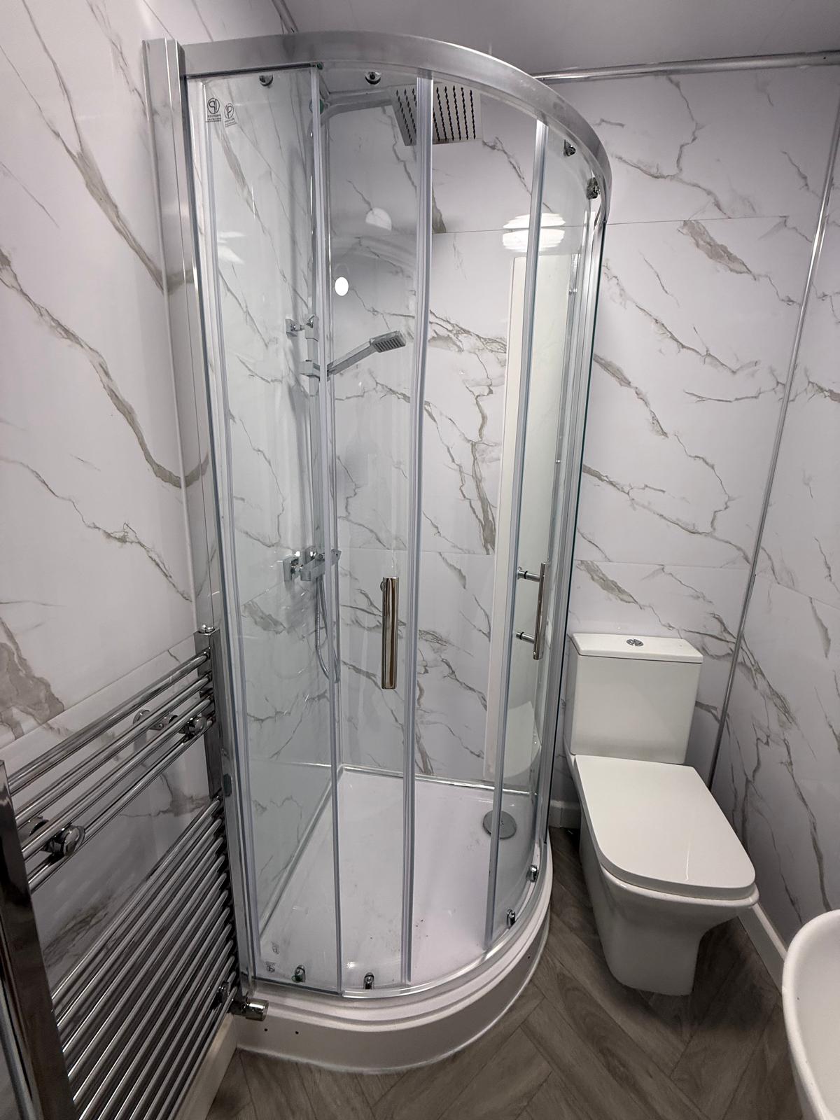 WhatsApp Image 2026-09-22 at 16.14.54 (5) 122A EAST PARK ROAD, LEICESTER, LE5 4QB