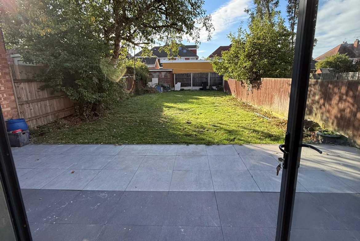 123 CARDINALS WALK, LEICESTER ,LE5 1LN