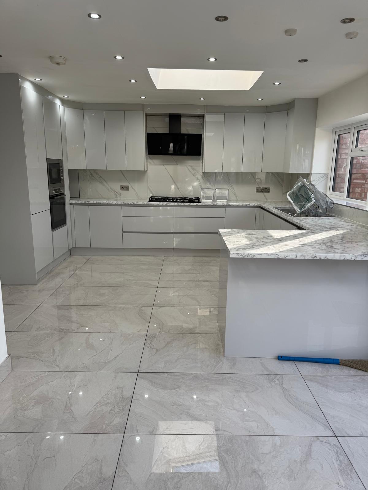 WhatsApp Image 2026-10-02 at 13.15.23 (7) 123 CARDINALS WALK, LEICESTER ,LE5 1LN