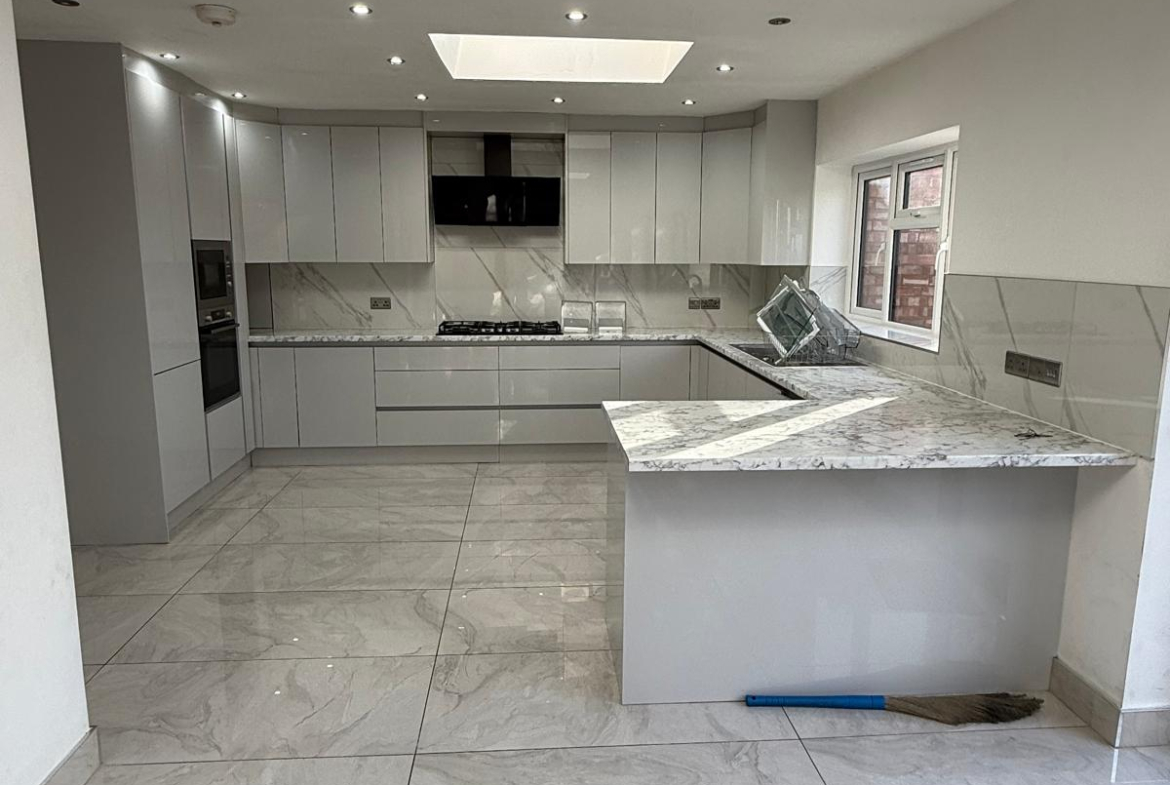 123 CARDINALS WALK, LEICESTER ,LE5 1LN