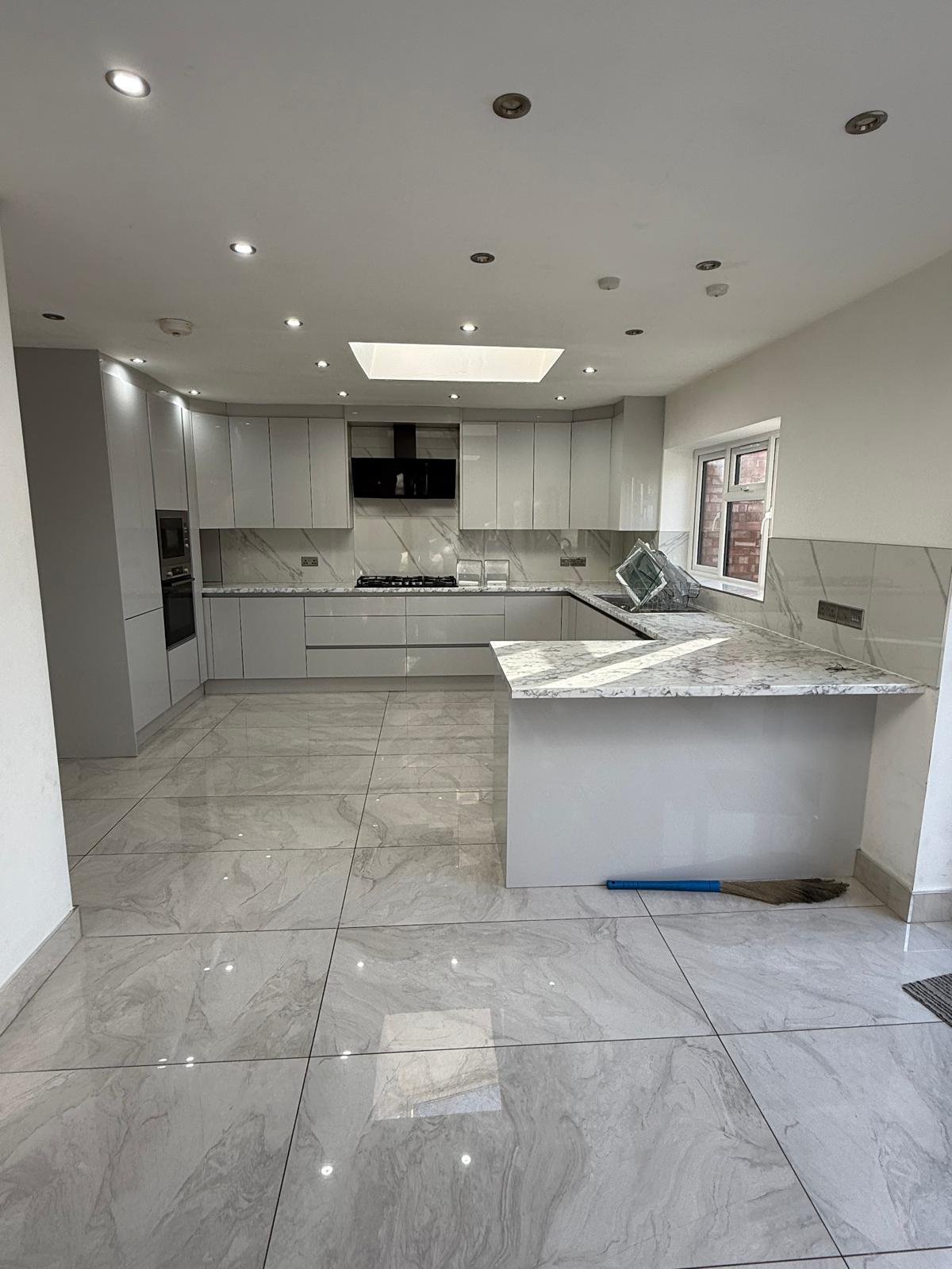 WhatsApp Image 2026-10-02 at 13.15.23 (8) 123 CARDINALS WALK, LEICESTER ,LE5 1LN