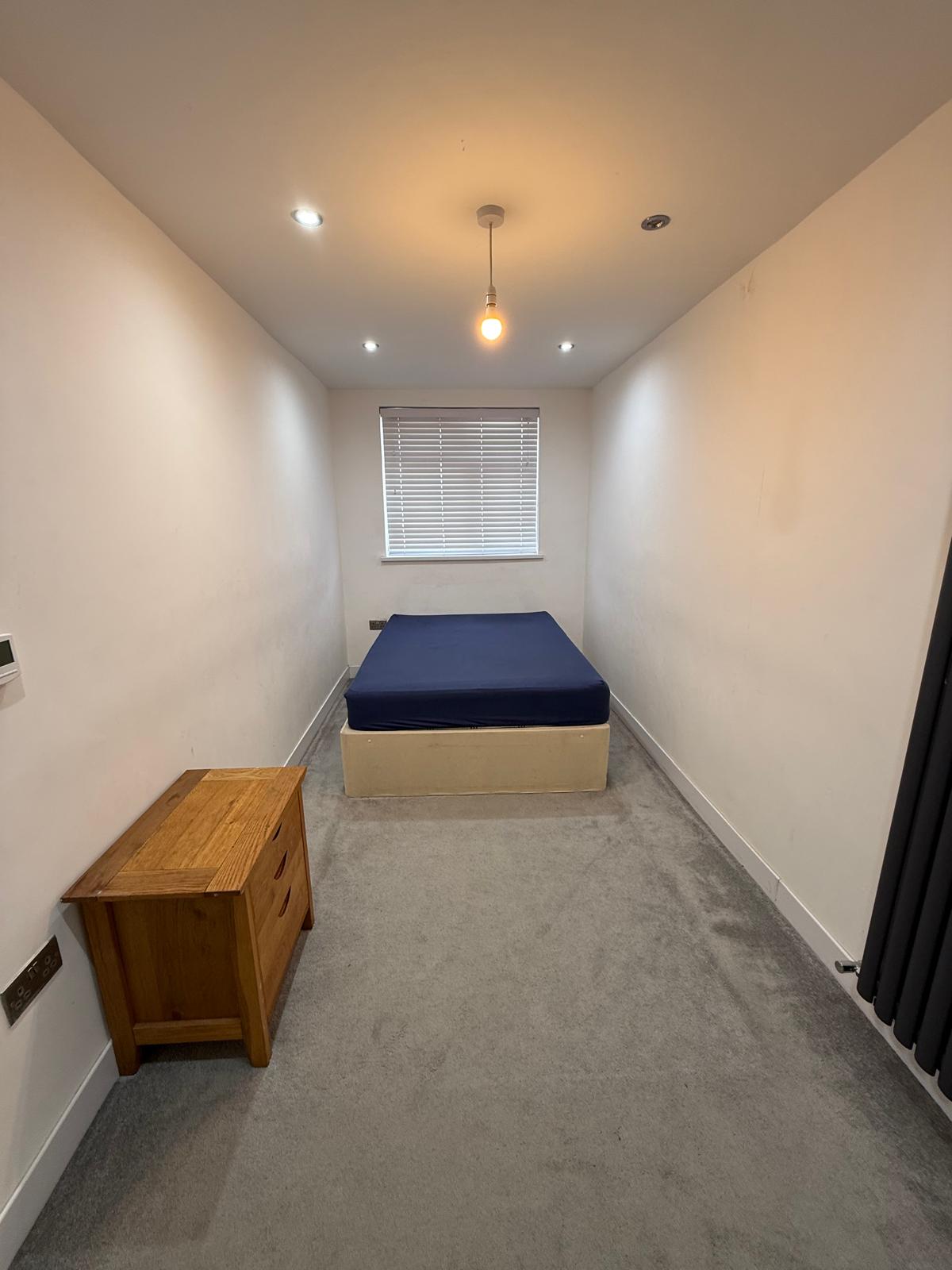 WhatsApp Image 2026-10-02 at 13.15.24 (1) 123 CARDINALS WALK, LEICESTER ,LE5 1LN