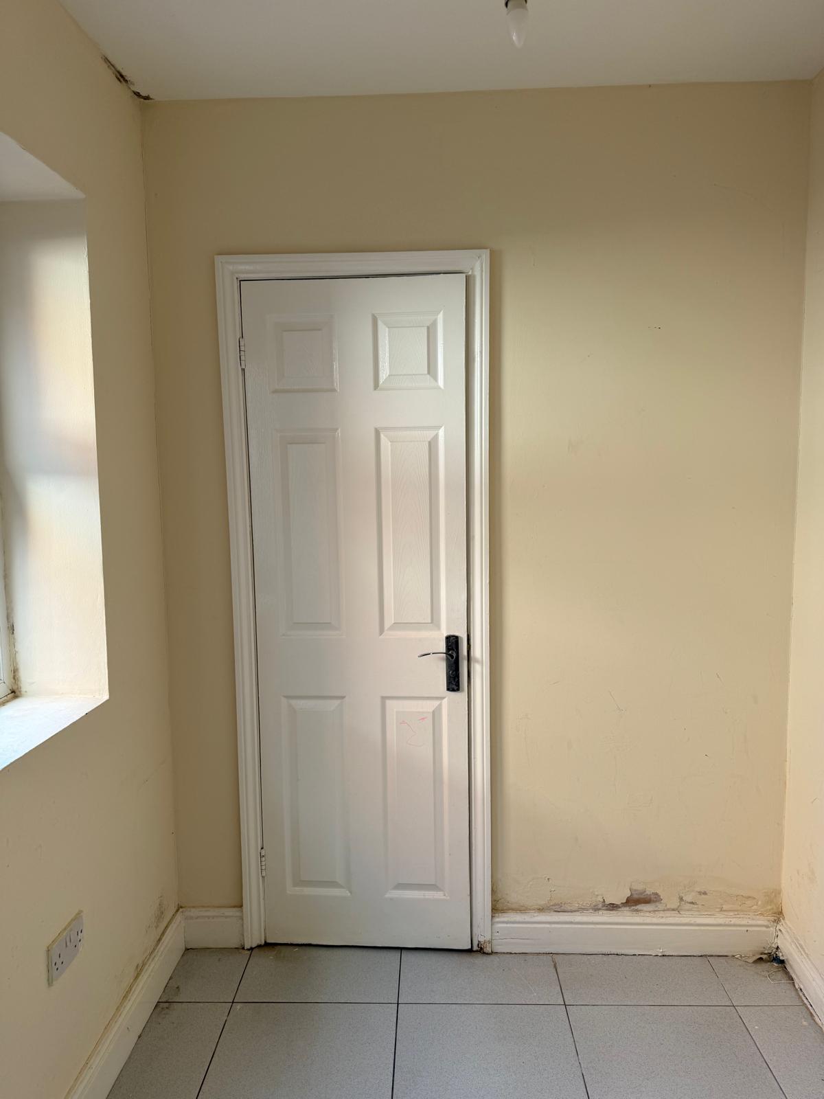 13 STROUD ROAD,LEICESTER, LE5 3NX