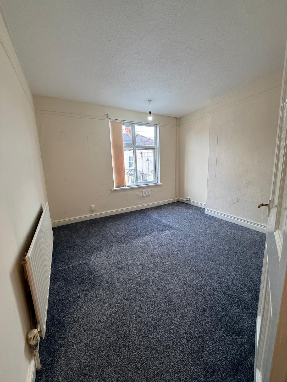 13 STROUD ROAD,LEICESTER, LE5 3NX