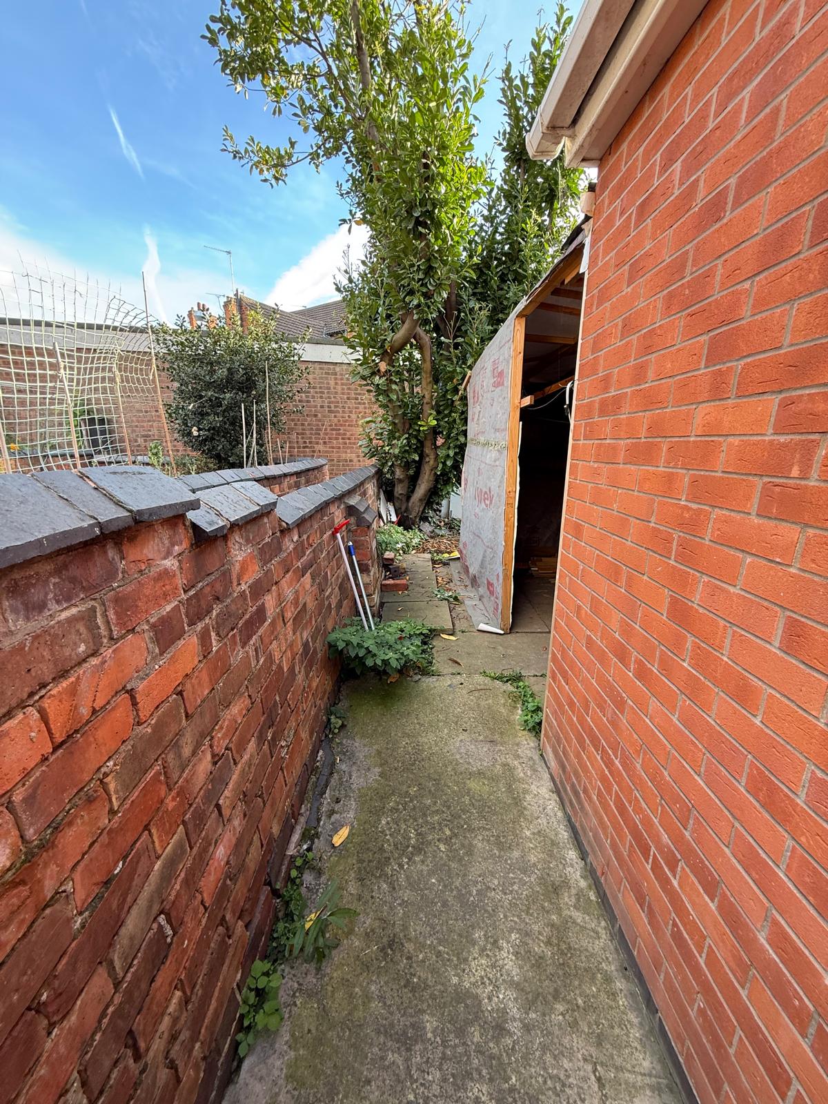 13 STROUD ROAD,LEICESTER, LE5 3NX