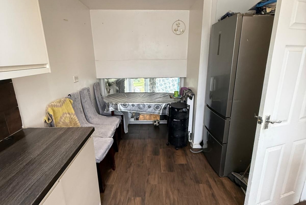 28 FALMOUTH ROAD, LEICESTER, LE5 4WH
