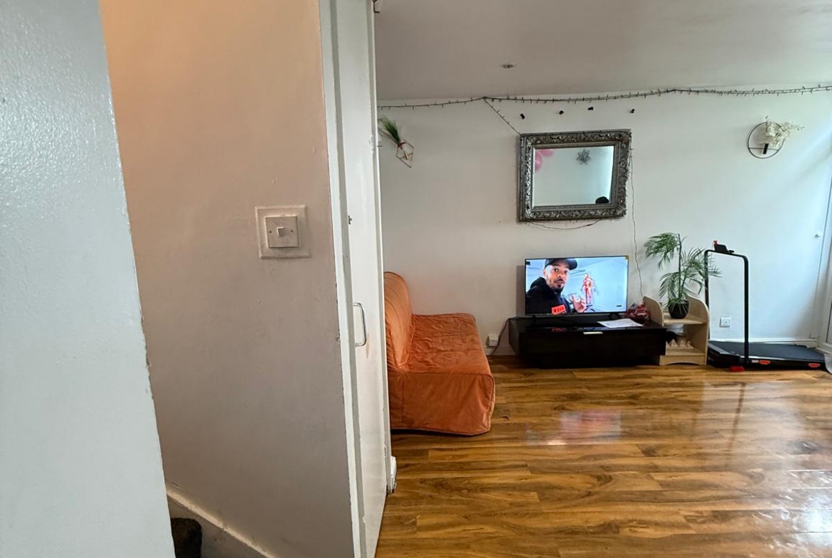28 FALMOUTH ROAD, LEICESTER, LE5 4WH