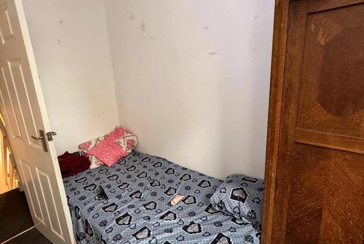 28 FALMOUTH ROAD, LEICESTER, LE5 4WH