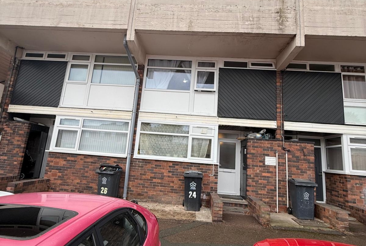 28 FALMOUTH ROAD, LEICESTER, LE5 4WH