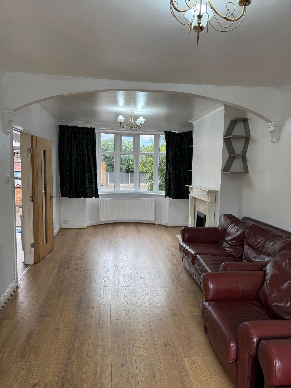WhatsApp Image 2026-10-22 at 12.52.05 (1) 3 EXMOOR AVENUE, LEICESTER, LE4 0BJ