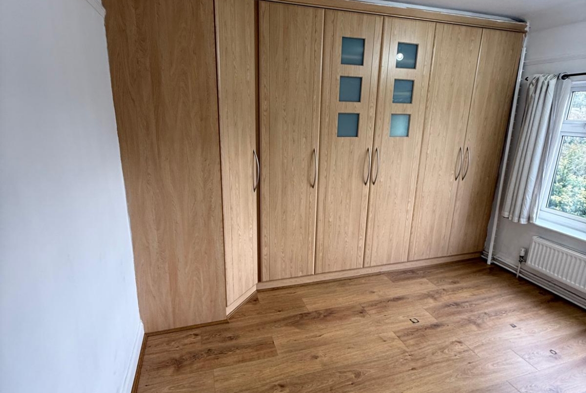 3 EXMOOR AVENUE, LEICESTER, LE4 0BJ