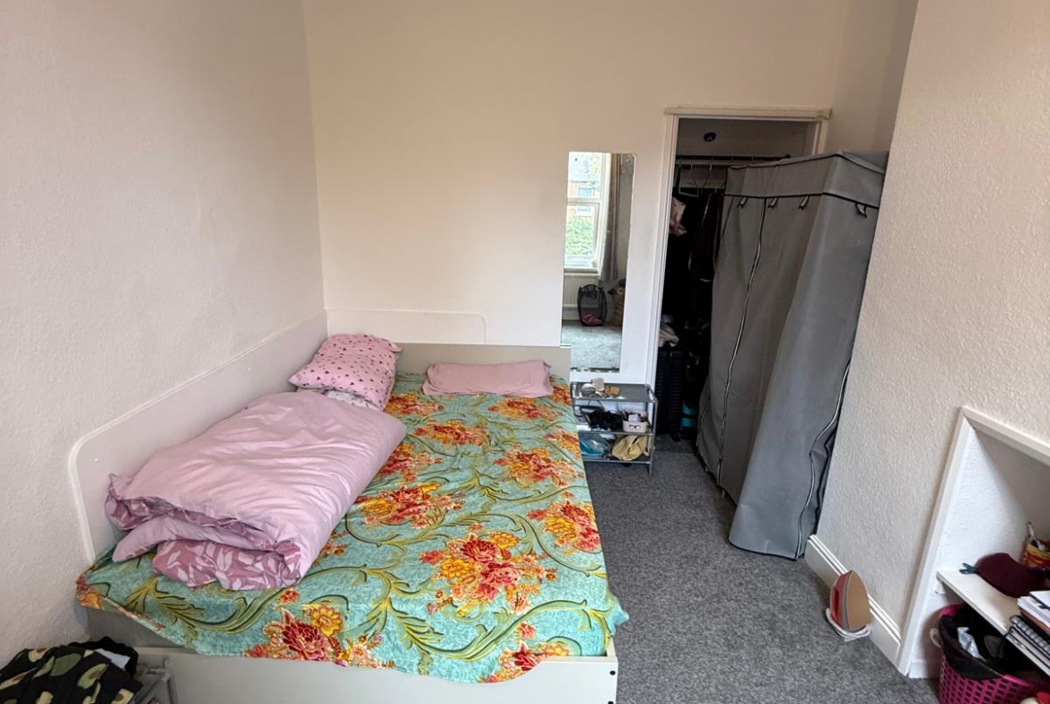 88 KNIGHTON FIELD ROAD WEST, LEICESTER, LE2 6LG